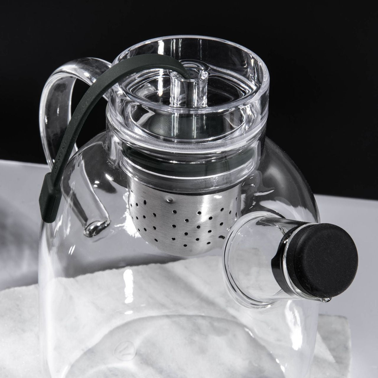 Ceainic cu infuzor pentru ceai – Menu