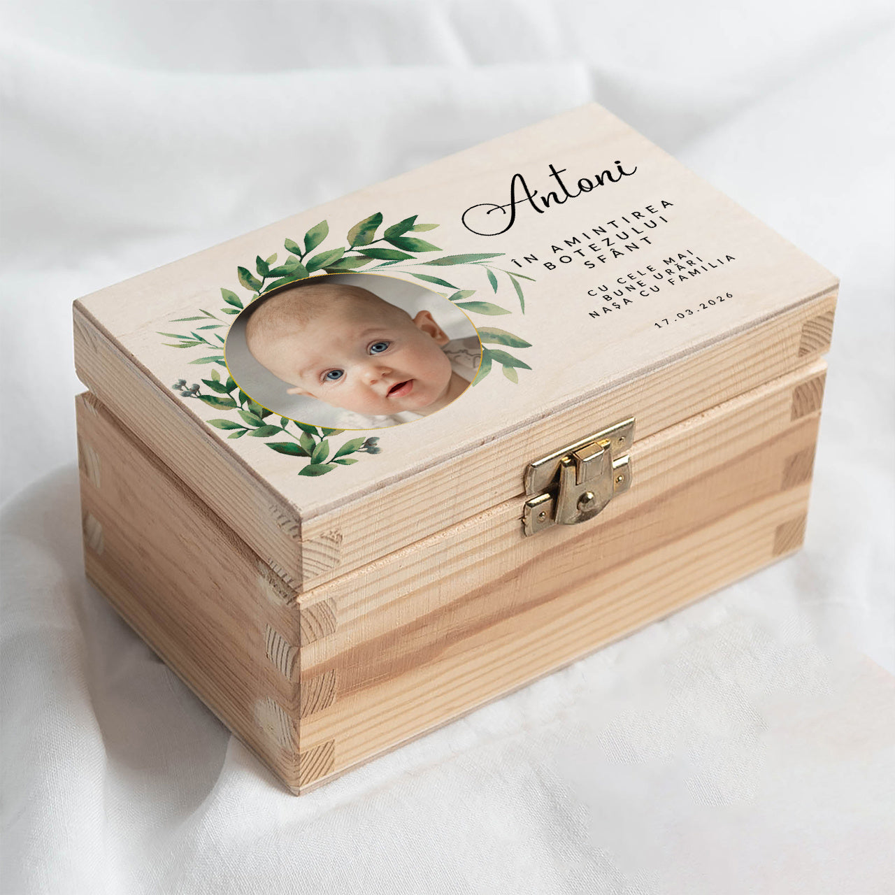 Cutie din lemn cu fotografie pentru Botez
