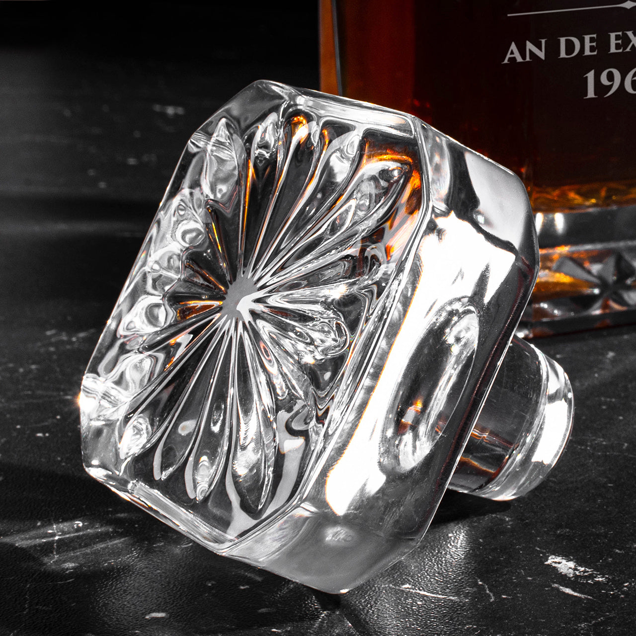 Karafka z grawerem na prezent dla mężczyzny karafka na whisky prezent dla męża prezent dla kolegi z pracy