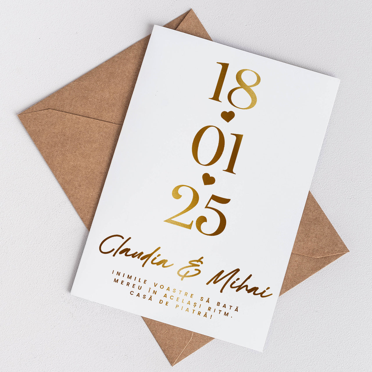 Felicitare elegantă pentru nuntă cu elemente aurii 