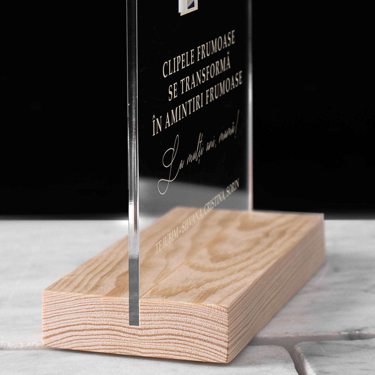 Statuetă pentru aniversarea de 40 de ani