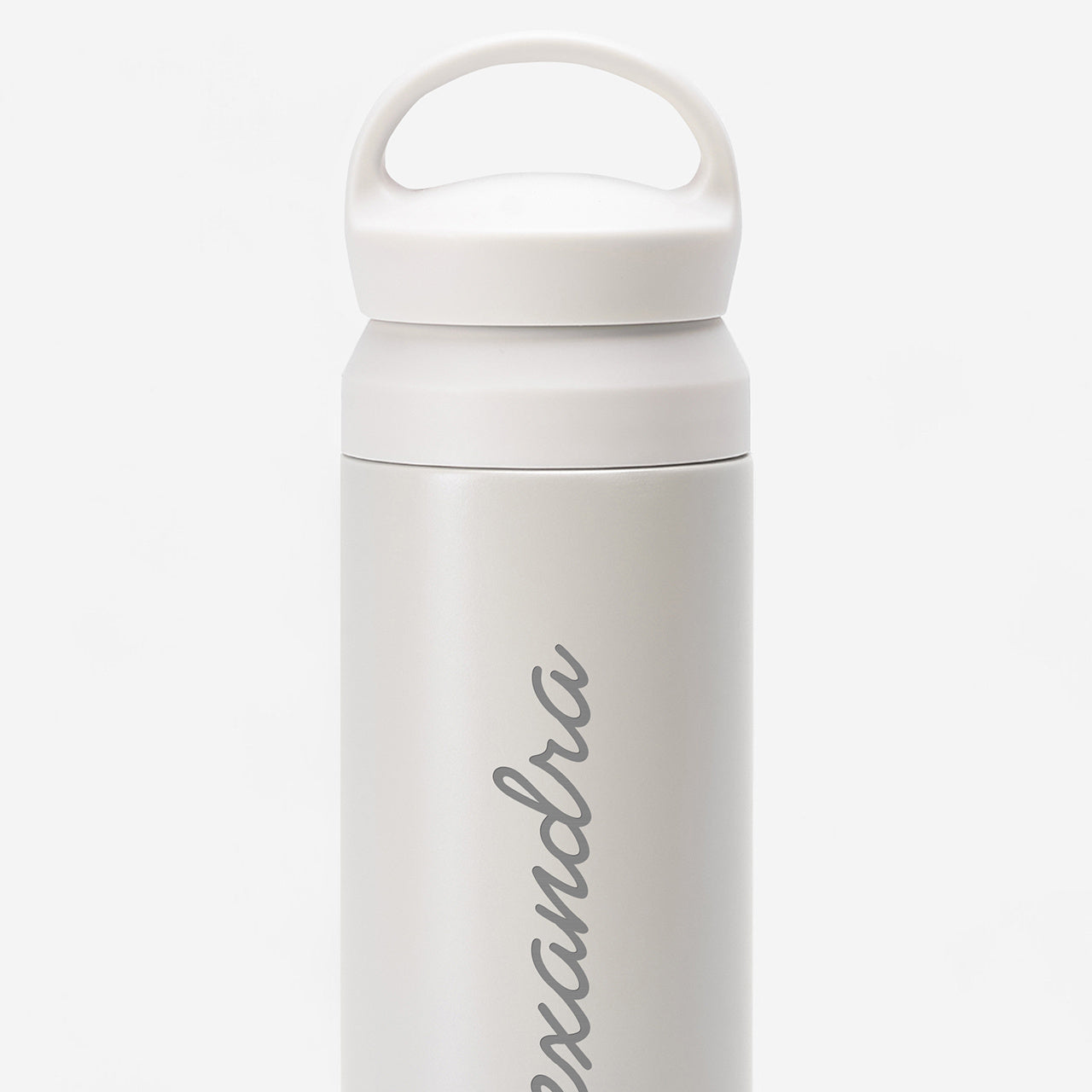 Termos cu nume – cadou practic pentru femeie