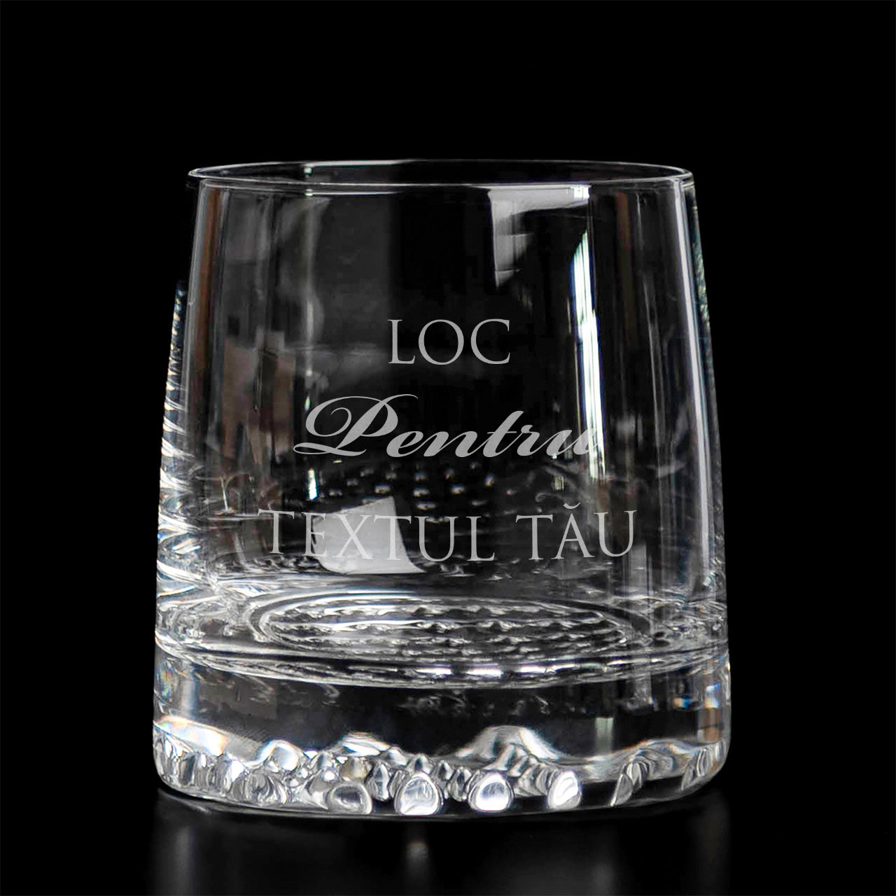 Pahar de whisky gravat cu text personalizat