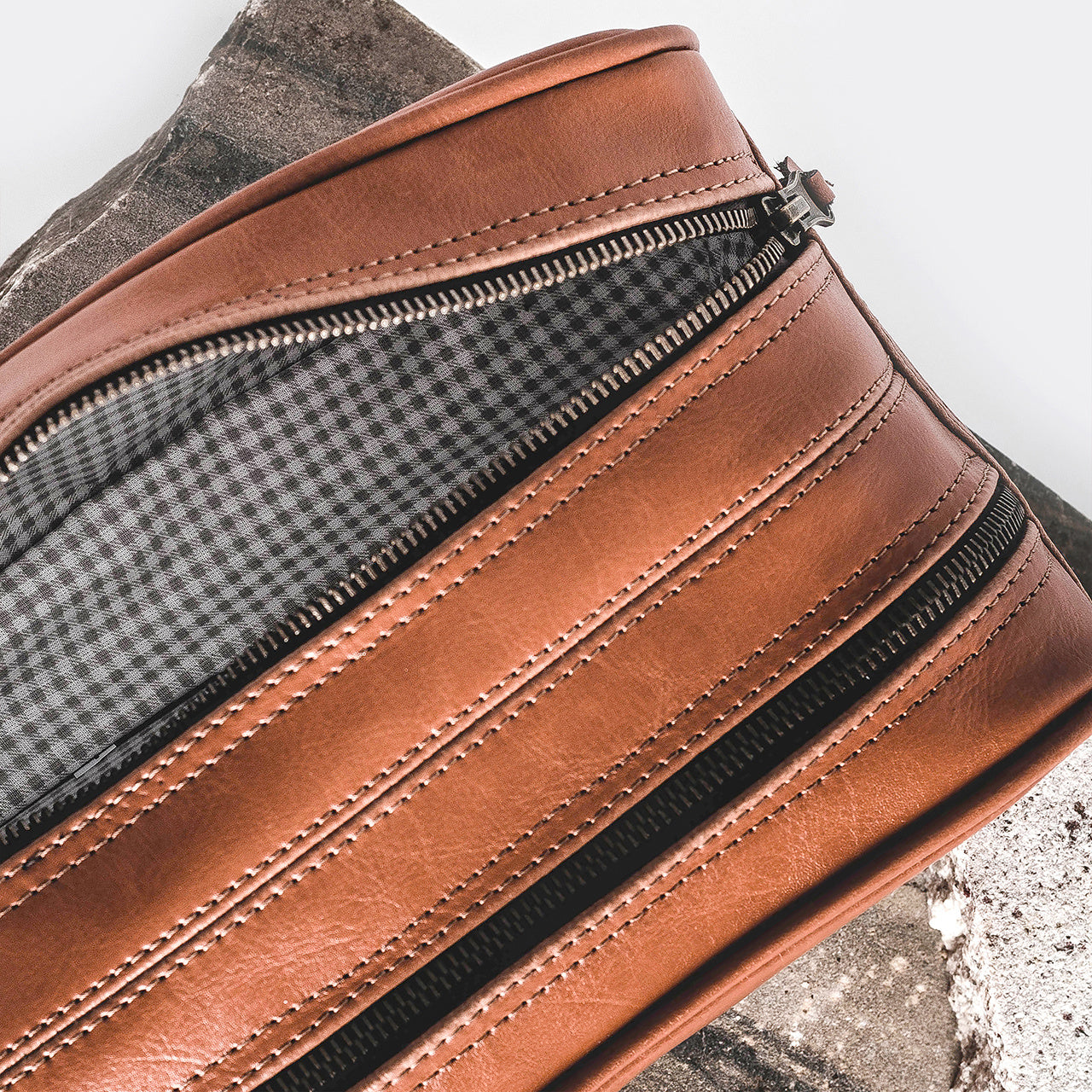 Kosmetyczka męska skórzana - oryginalny prezent dla motocyklisty prezent dla fana motoryzacji