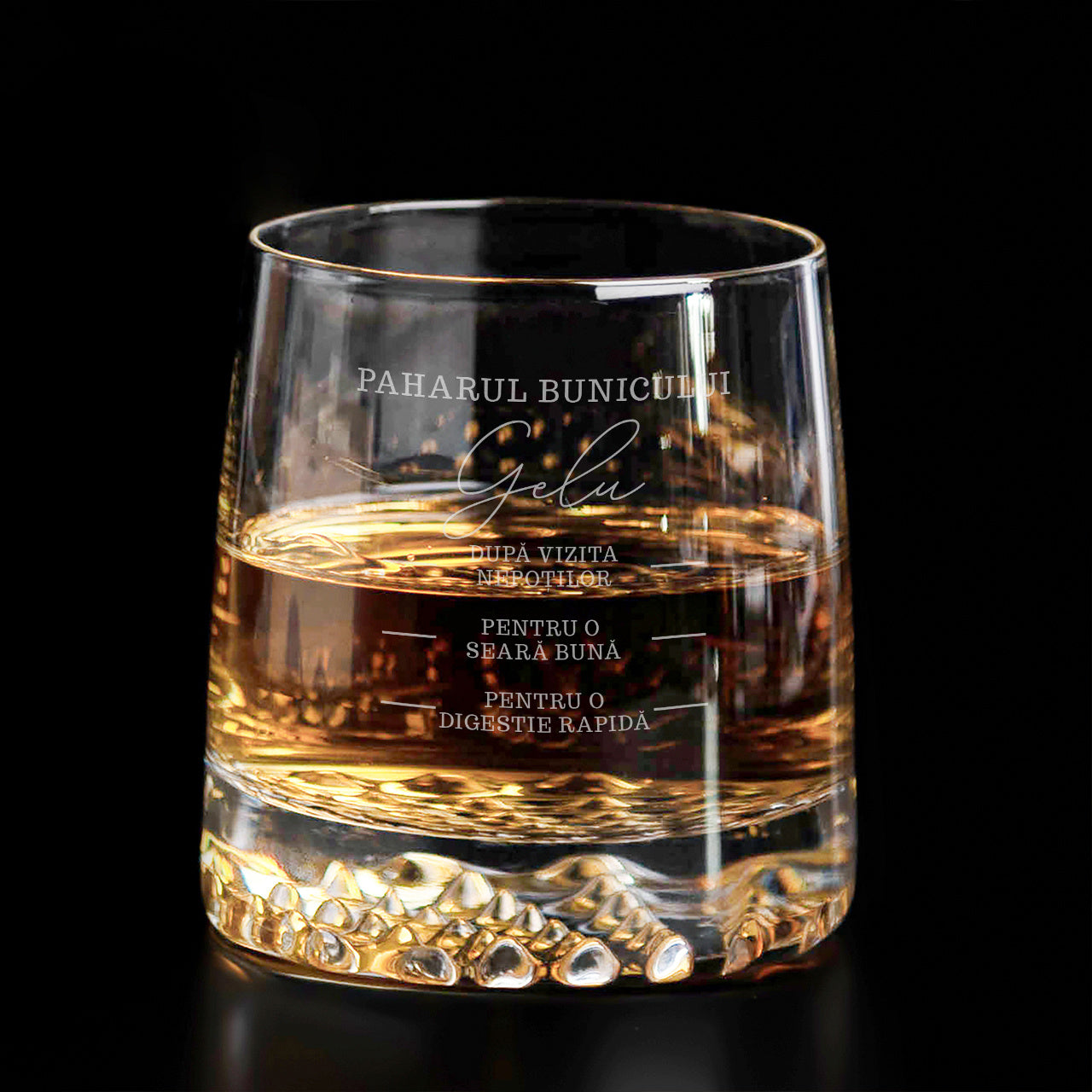 Pahar personalizat pentru whisky – cadou de Ziua Bunicului