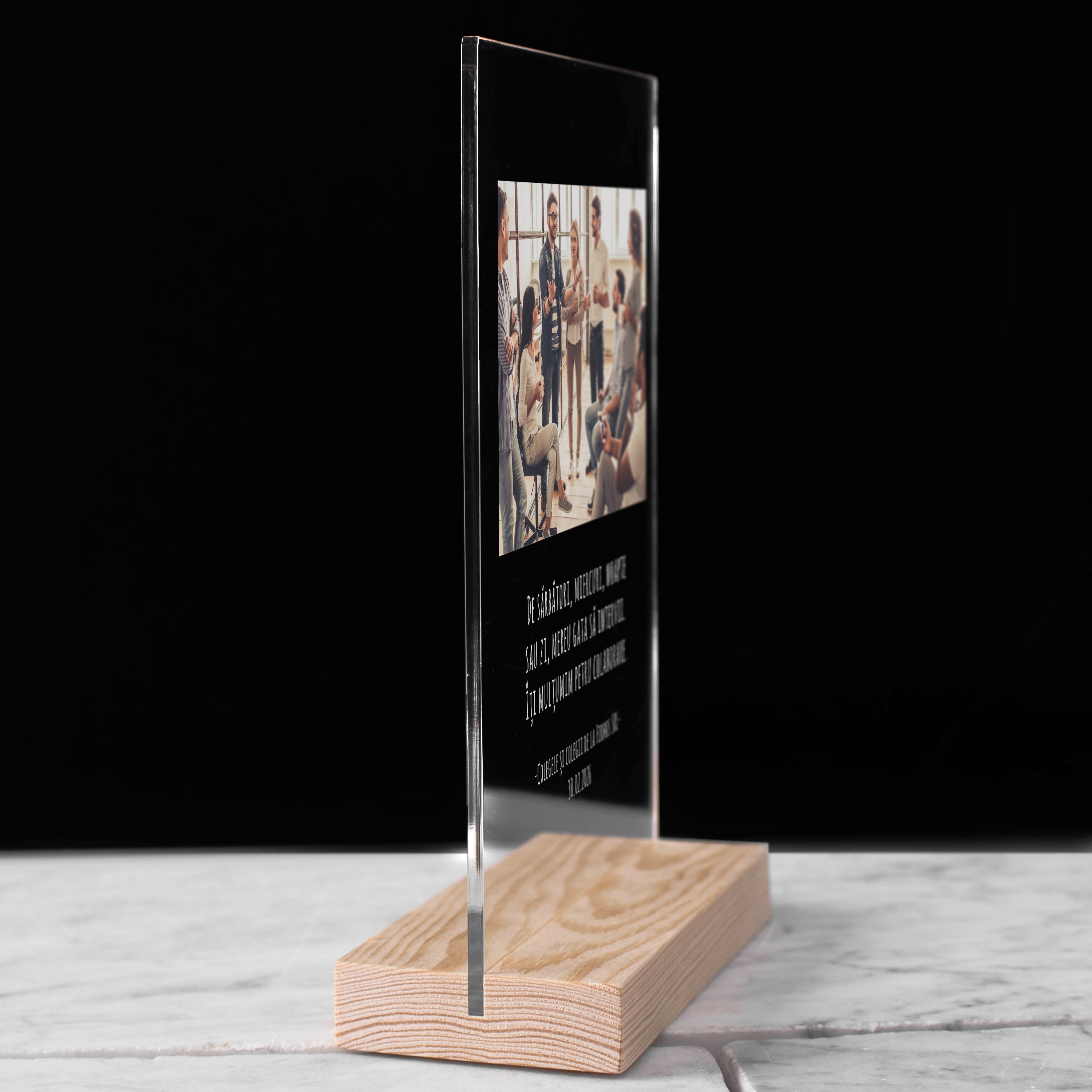 Trofeu din sticlă cu fotografie - părăsirea locului de muncă