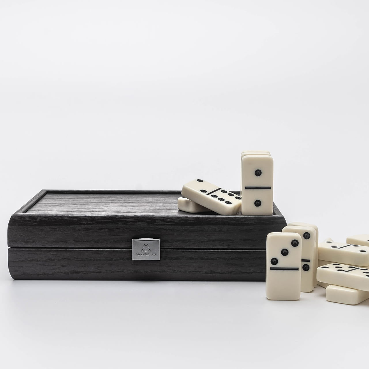 Gra domino w eleganckiej skrzynce - ręcznie robiona gra w domino prezent dla rodziny