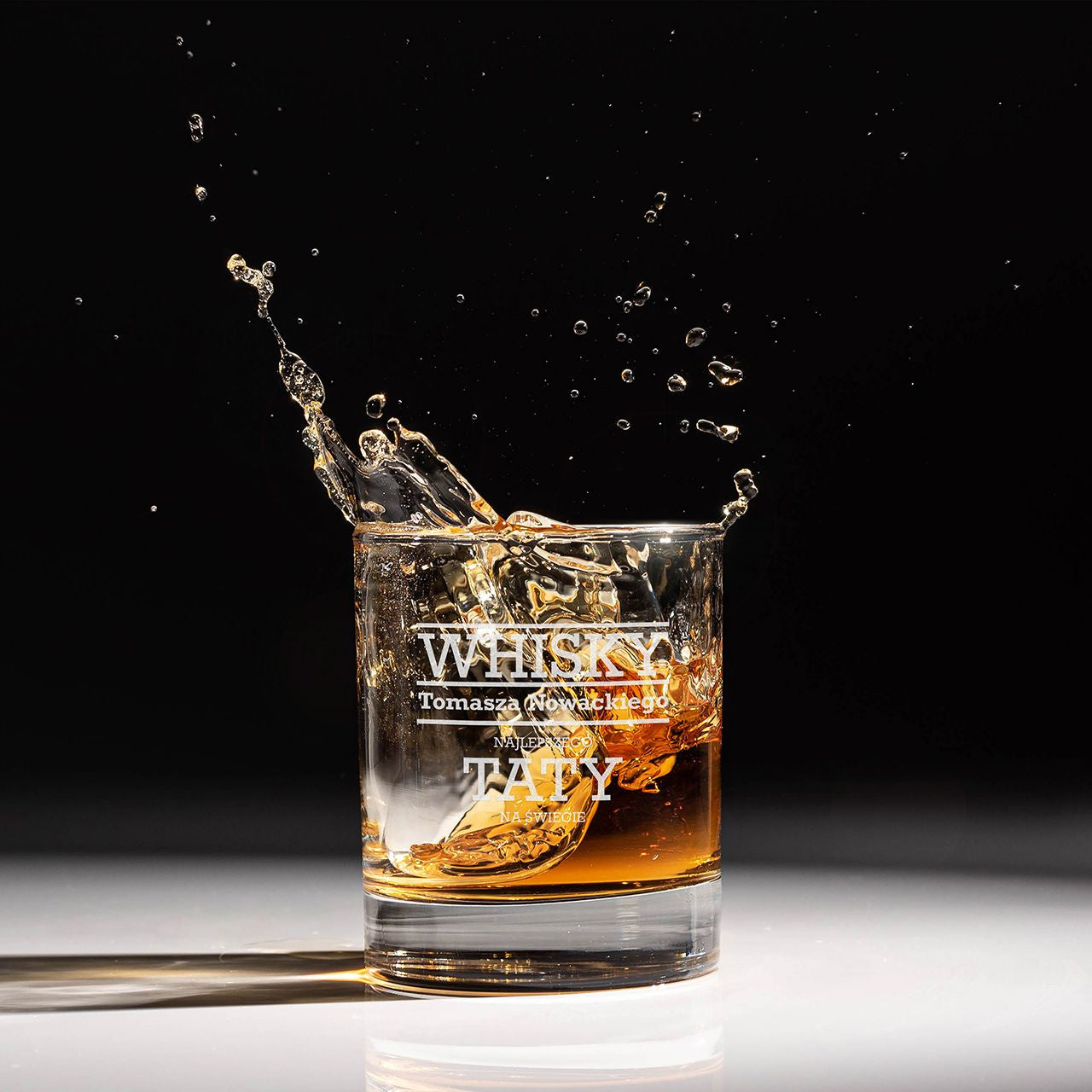 Grawerowana szklanka do whisky dla taty prezent dla taty prezent na dzień ojca szklanka do whisky z grawerem