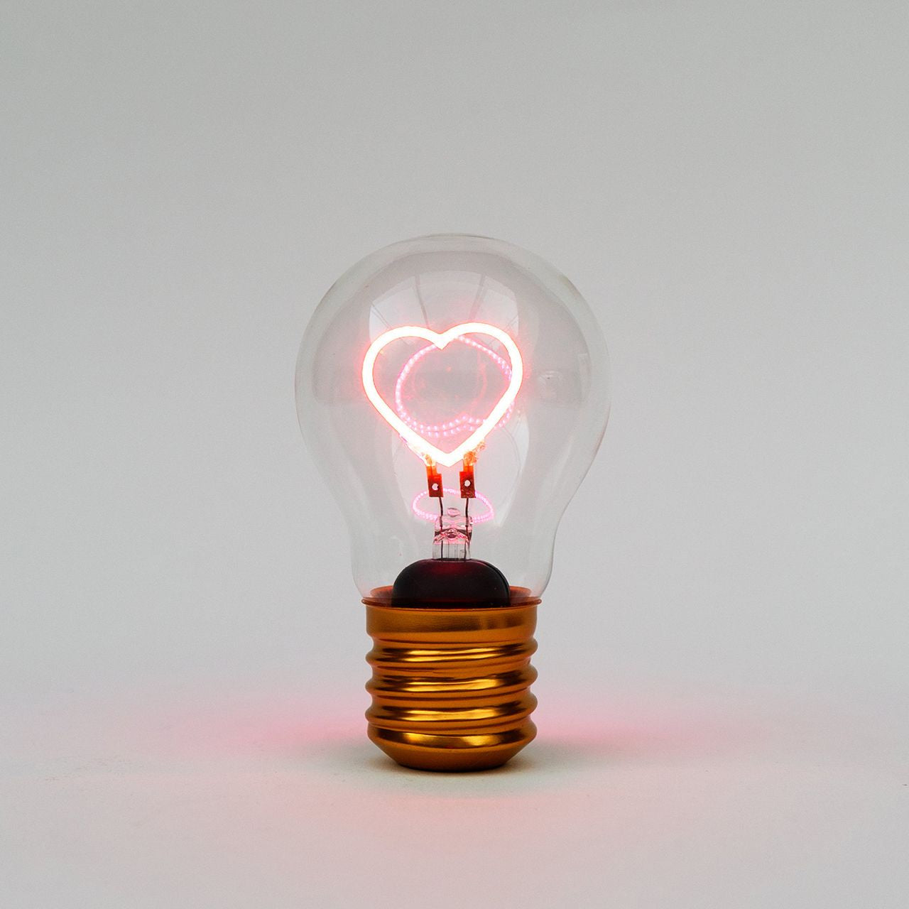Bec decorativ - lampă în formă de inimioară