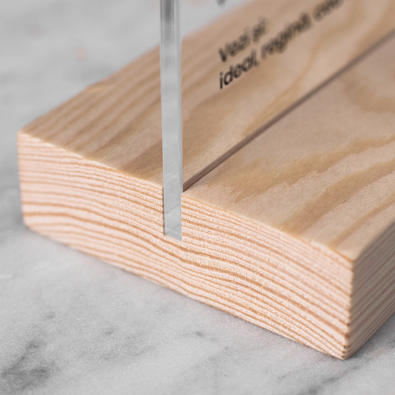 Plachetă pentru Ziua Mamei - definiție