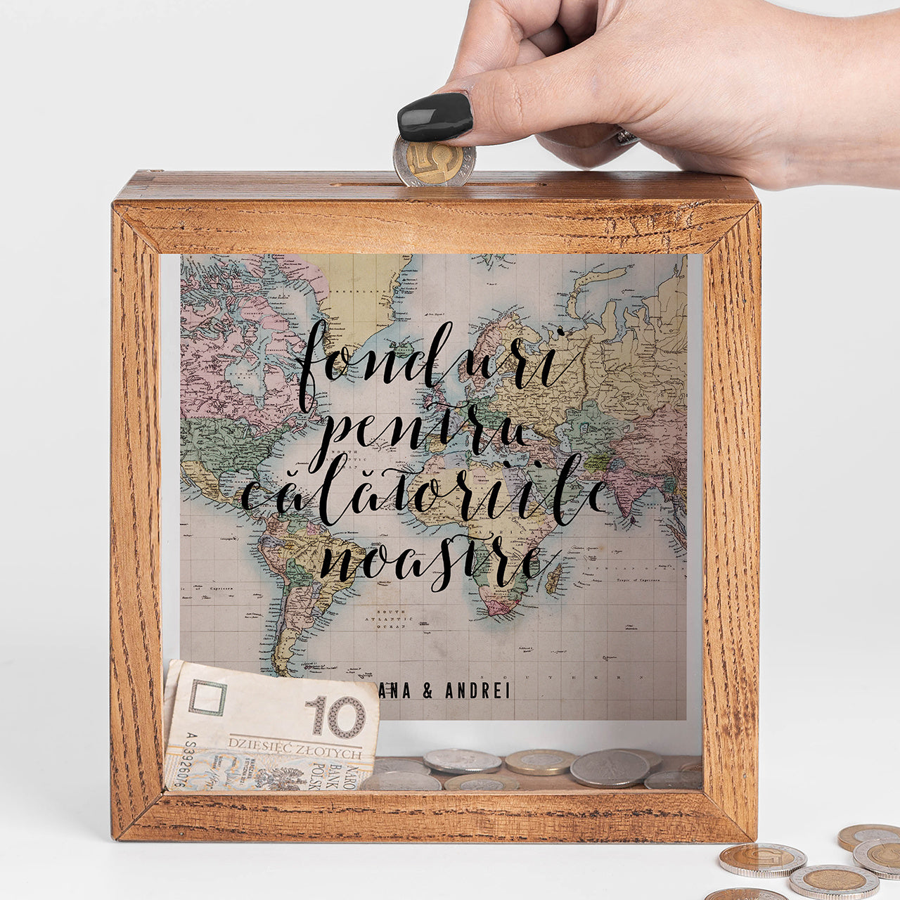 Personalizowana skarbonka dla podróżnika skarbonka z napisem prezent dla podróżnika skarbonka na prezent