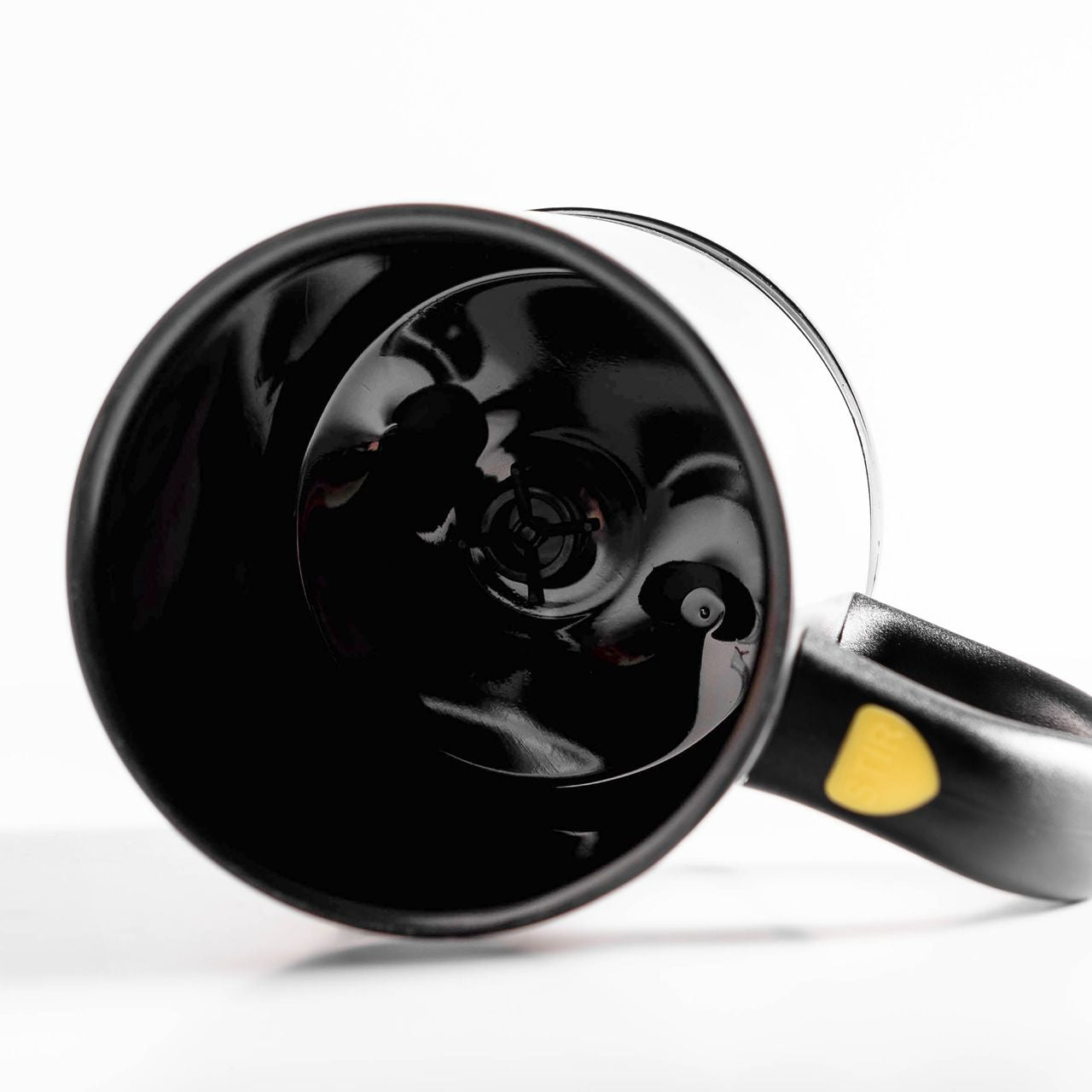 Leniwy kubek który sam miesza kubek samomieszający prezent dla lenia