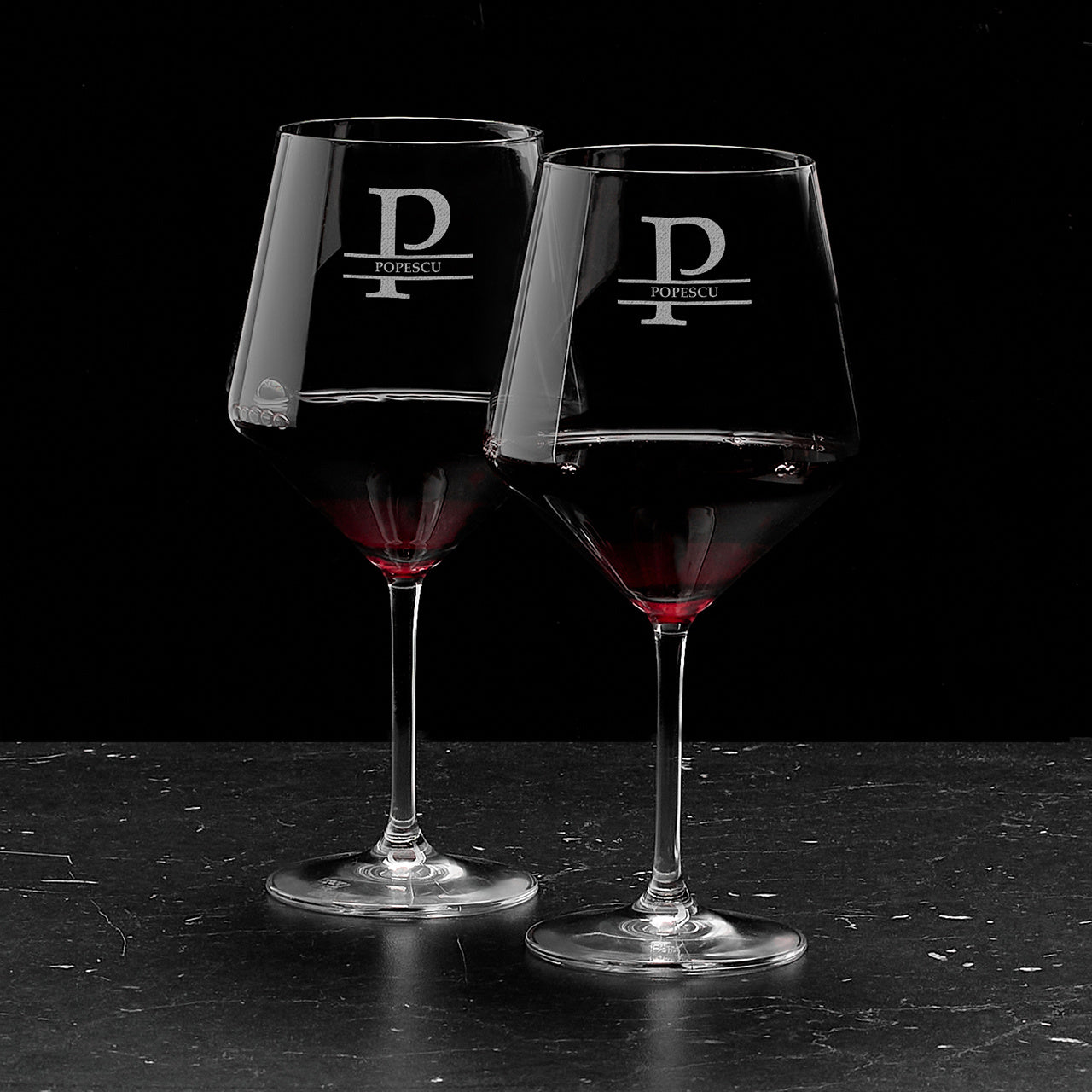 Komplet kieliszków do wina - elegancki prezent dla pary zestaw kieliszków do wina prezent dla dwojga