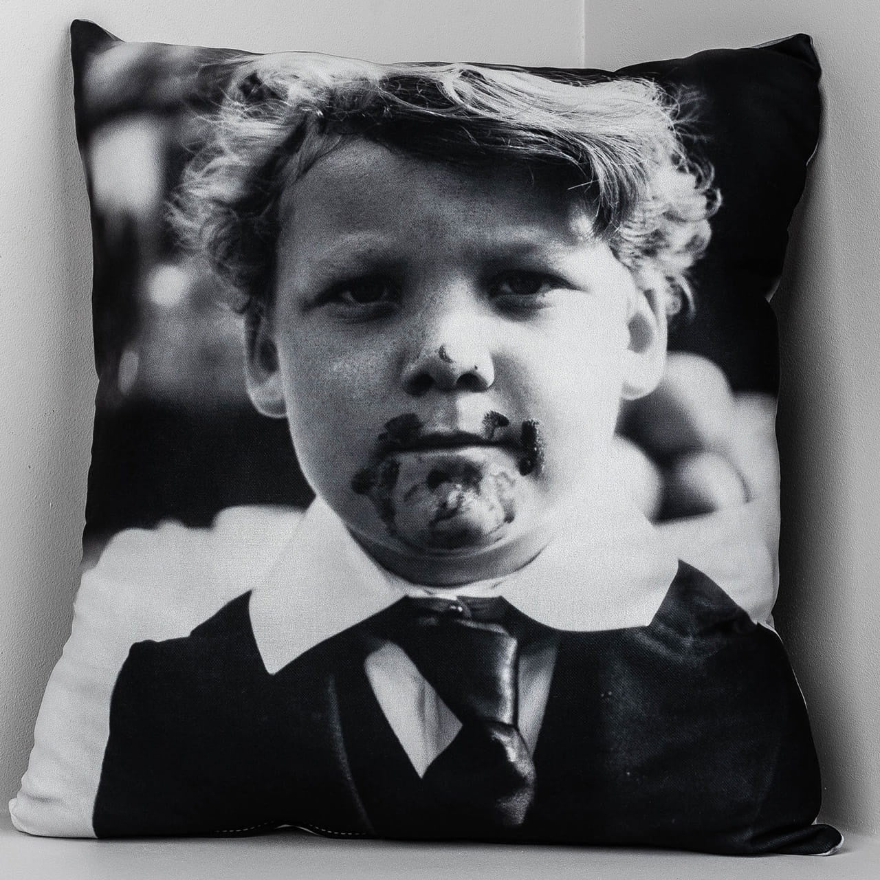 Pernă cu fotografia ta – cadou original