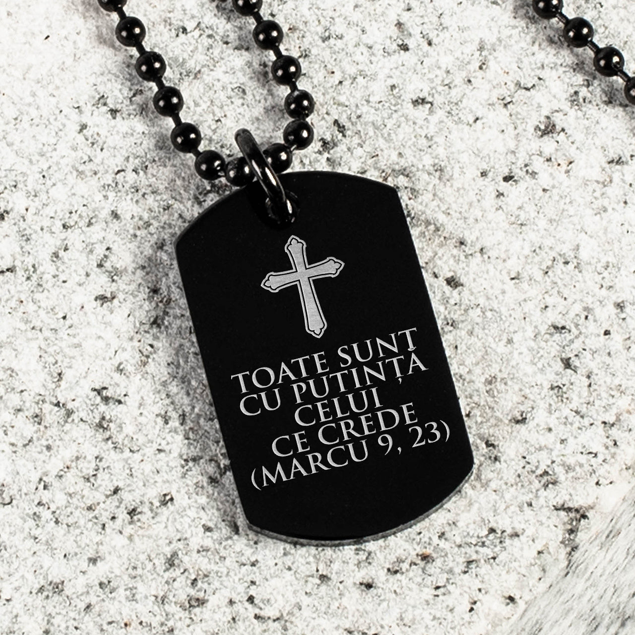 Pandantiv personalizat cu cruce 