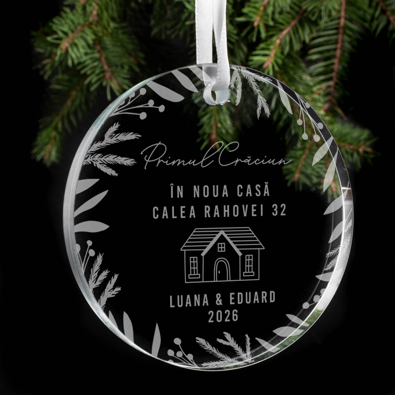 Ornament gravat pentru brad – Primul Crăciun în casă nouă