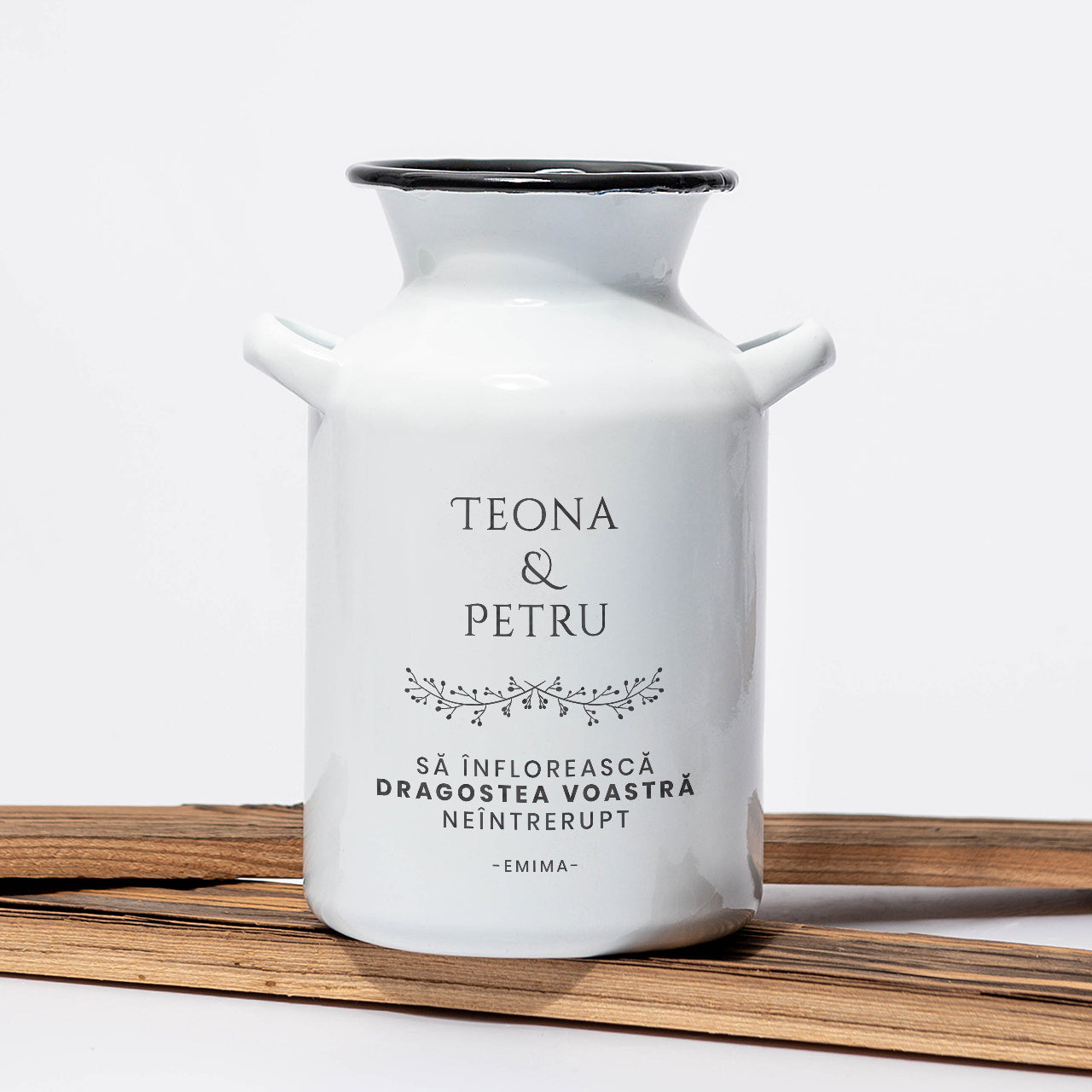 Cană emailată – cadou pentru cuplu pentru casă