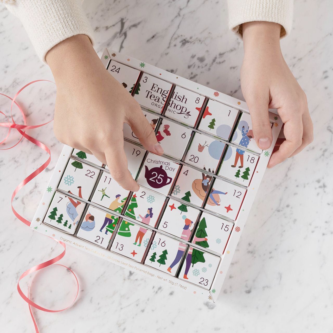 Kalendarz adwentowy herbaty English Tea Shop prezent na mikołajki kalendarz adwentowy z herbatami
