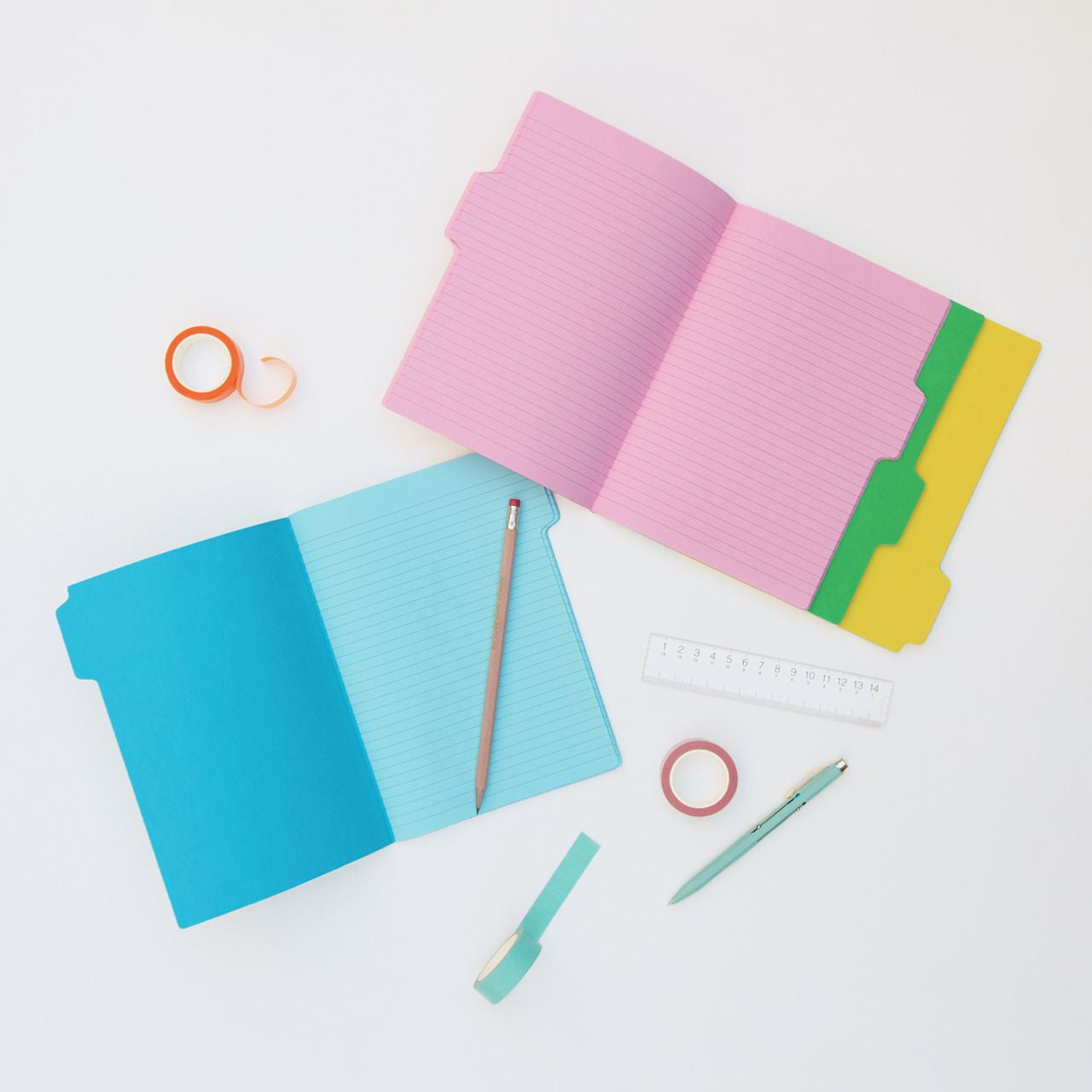 Caiete cu foi colorate 4 buc