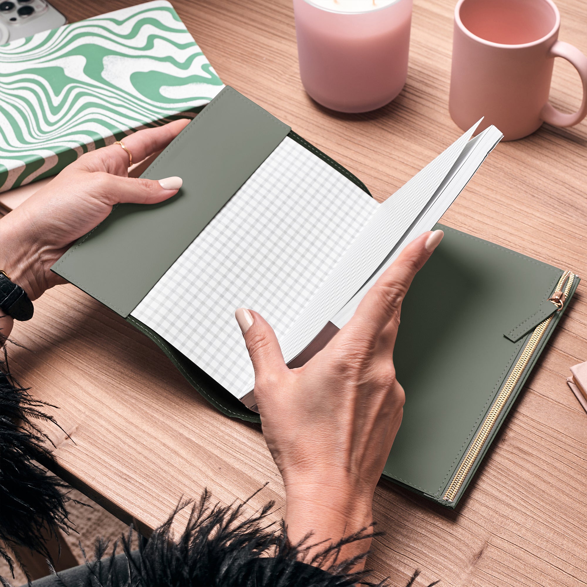 Notatnik na zamek - praktyczny prezent dla kobiety notes z personalizacją elegancki prezent dla kobiety