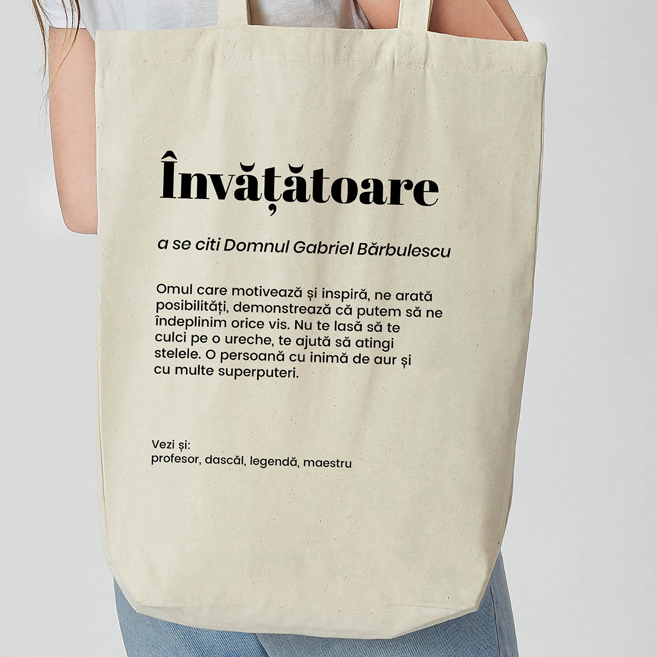 Geantă personalizată pentru profesor – Definiție