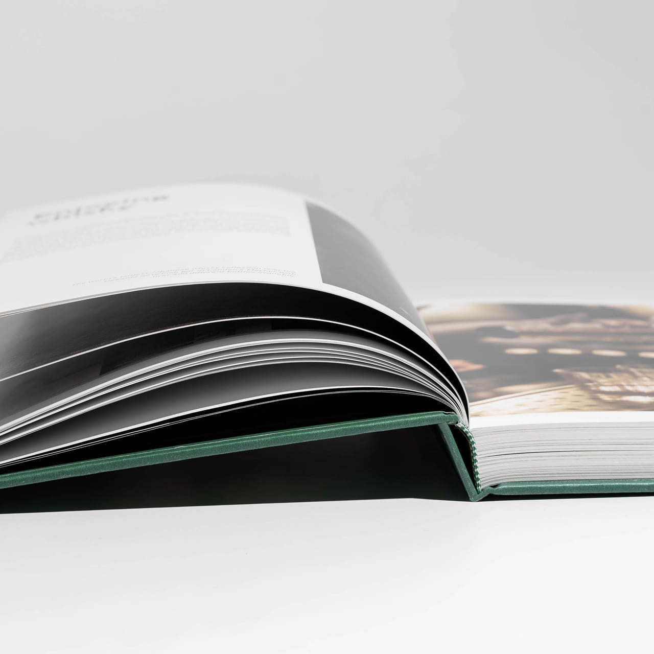 Książka o whisky The World of Whisky prezent dla miłośnika whisky prezent dla konesera whisky