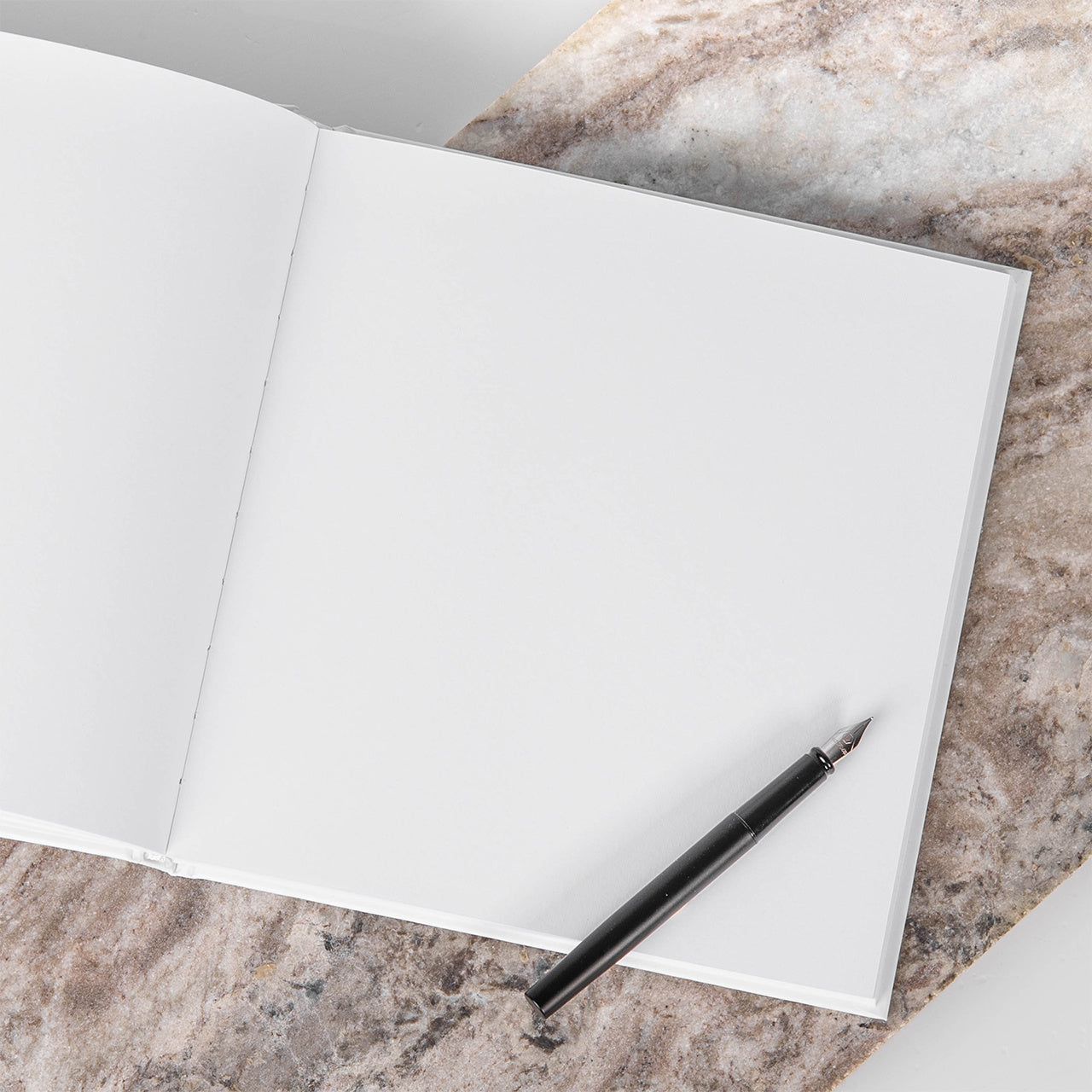 Personalizowana księga gości na roczek dla dziewczynki prezent na roczek dla dziewczynki