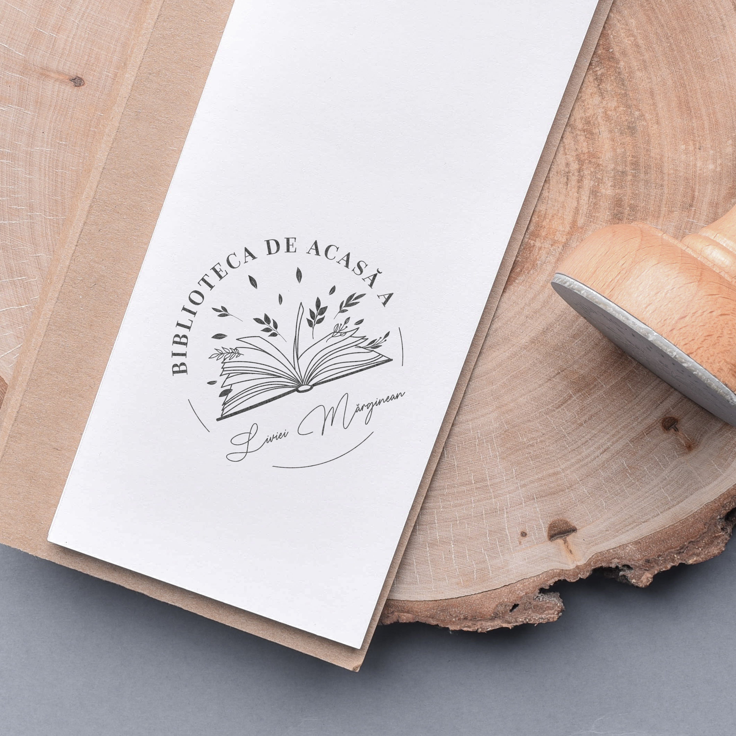 Stempel-pieczątka dla książkary pieczątka dla miłośniczki książki prezent dla książkary