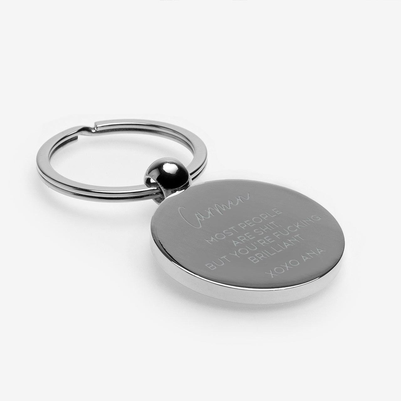 Breloc personalizat – cadou pentru prietenă