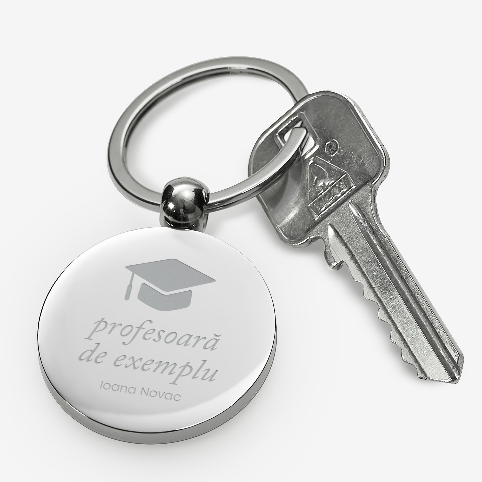 Breloczek dla nauczyciela - Biret prezent na dzień nauczyciela breloczek z grawerem personalizowany brelok
